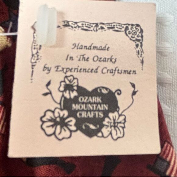 Vintage Ozark Mountain Crafts by Char Selena the Seamstress Angel 14.5" Tall - Picture 5 of 12